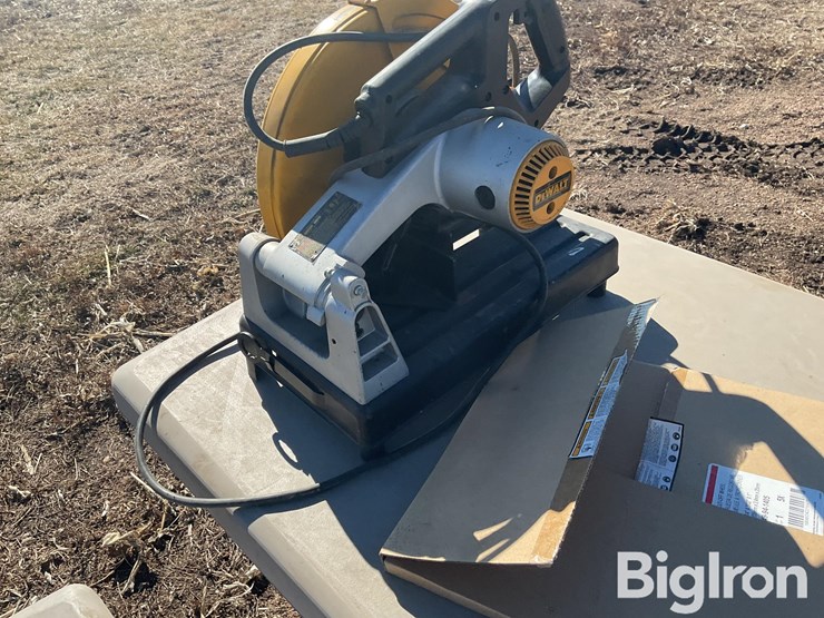 dewalt-cut-off-saw-image-3