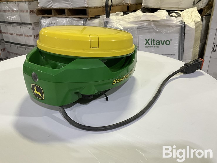 john-deere-7000-image-1