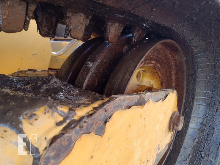 2019-caterpillar-299d2-xhp-image-33