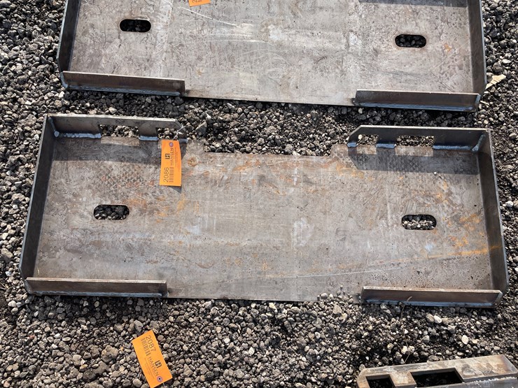 #2086-•-formed-skid-steer-frame-image-1
