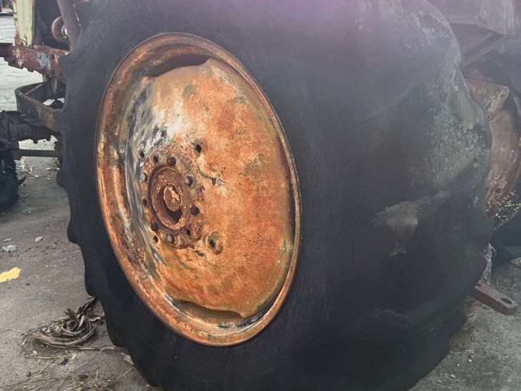 oliver-1900-diesel-fwa-image-27