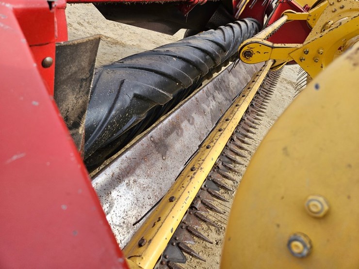 new-holland-499-image-17