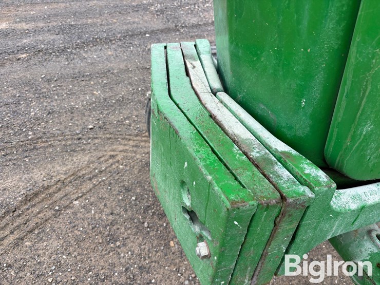 john-deere-2520-image-12