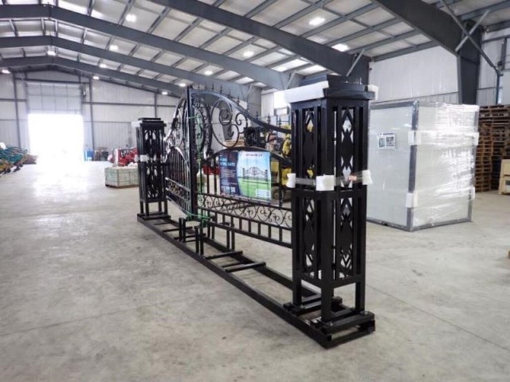 unused-(1)-set-of-20-ft-iron-gate-image-2