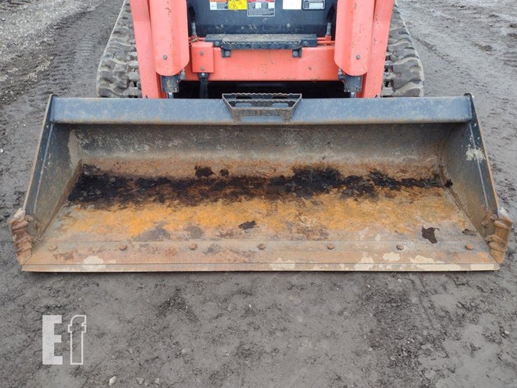 2017-kubota-svl95-2s-image-16