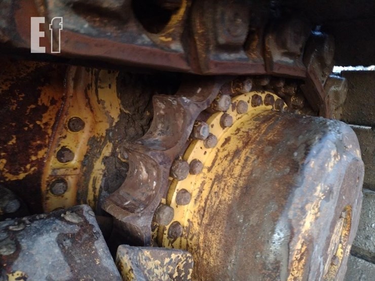 2004-komatsu-d65ex-15-image-21