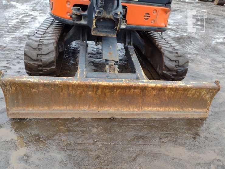 2014-hitachi-zx35u-image-20