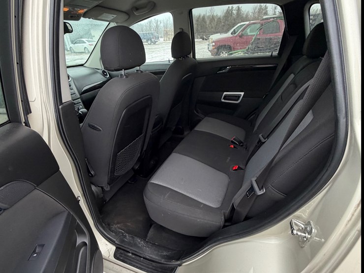 2013-chevrolet-captiva-image-8