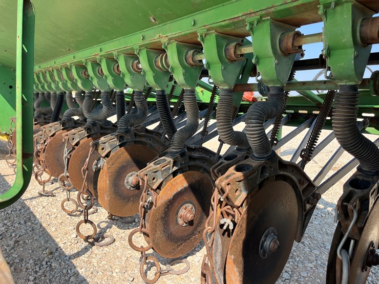 john-deere-8300-image-9