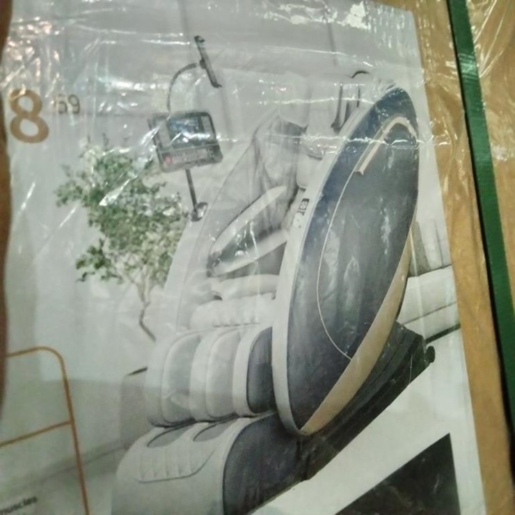 #129 • High-End Massage Chair (IRMC)