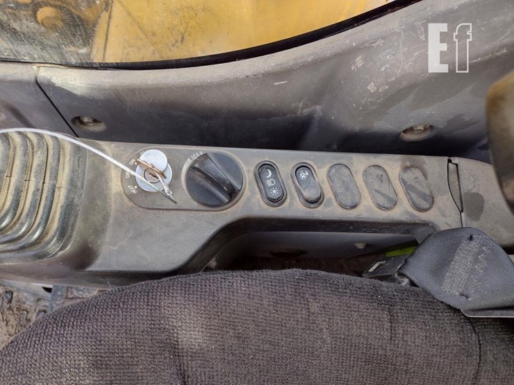 2009-komatsu-pc138us-lc-8-image-9