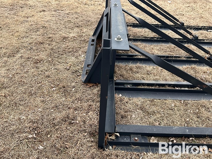 rocky-mountain-bale-sweep-skid-steer-attachment-image-12