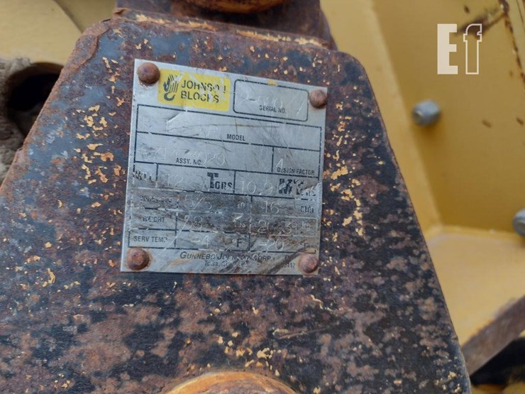 2012-deere-700k-lgp-image-58