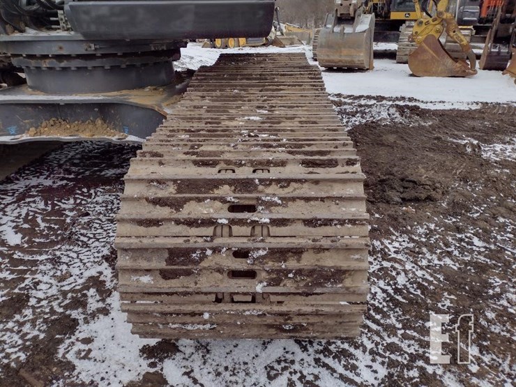 2022-case-cx250d-image-44