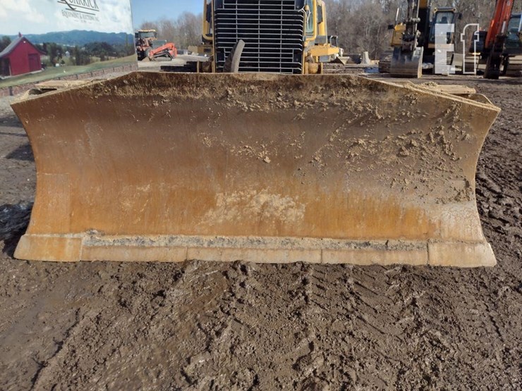 2008-deere-750j-lt-image-15