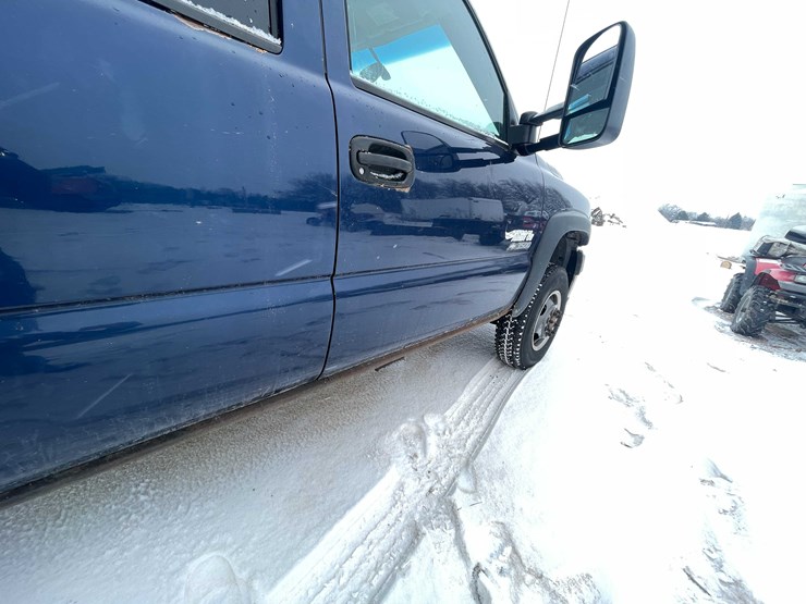 2002-chevrolet-2500-image-40