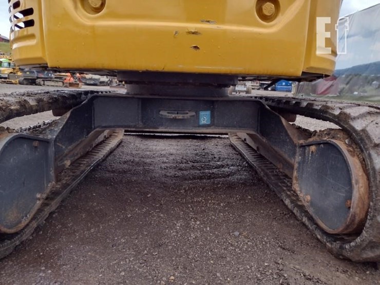 2022-deere-26g-image-43