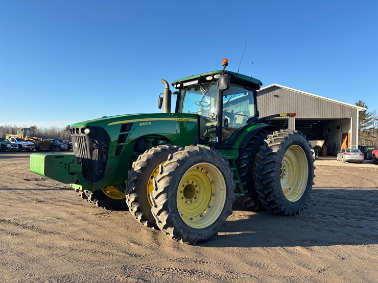 john-deere-8320-image-1