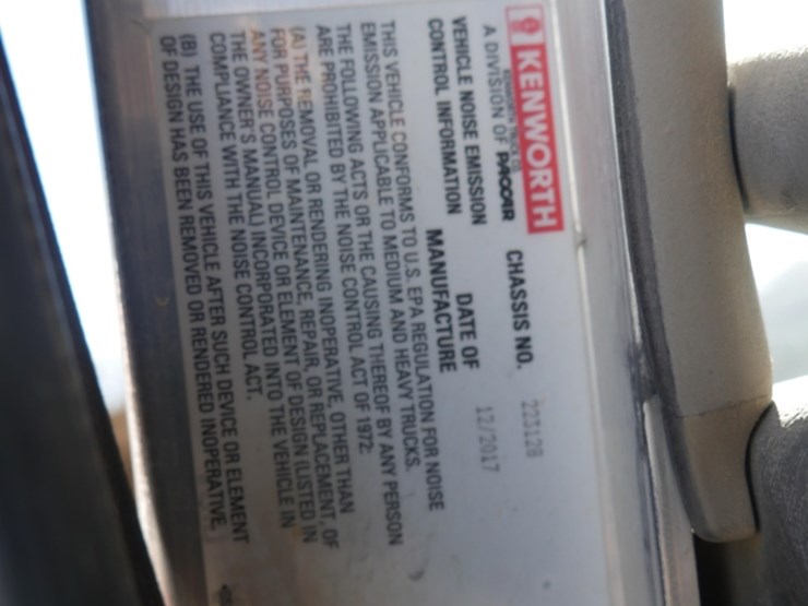 2018-kenworth-w900-image-37