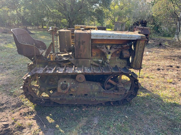 caterpillar-2-ton-image-5