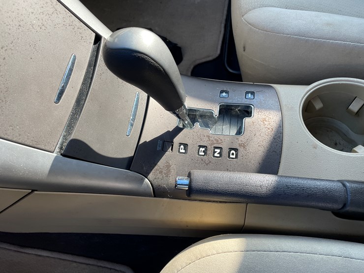 #2029-•-2010-hyundai-sonata-(with-wi-title)-image-28