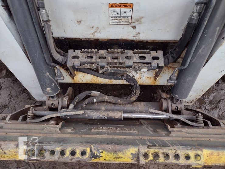 2015-bobcat-a770-image-15