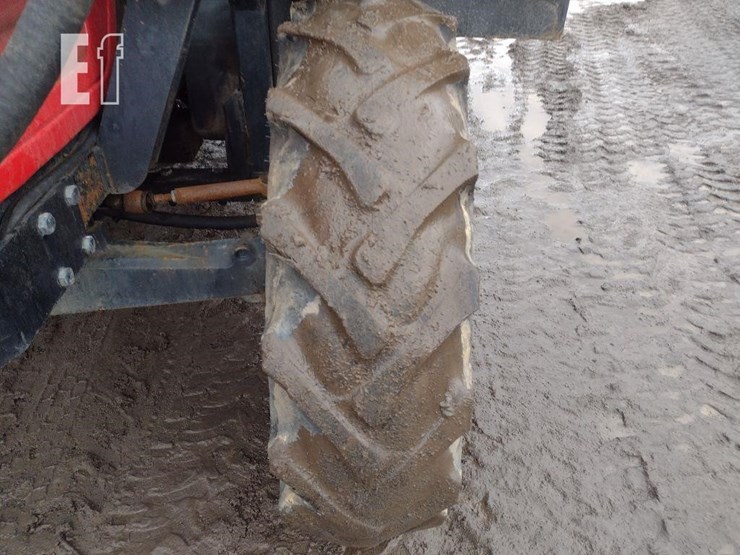 2002-massey-ferguson-4233-image-16