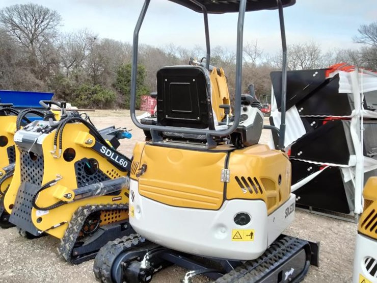 #50-•-mini-excavator---yanmar-diesel-(sdle20)-image-5