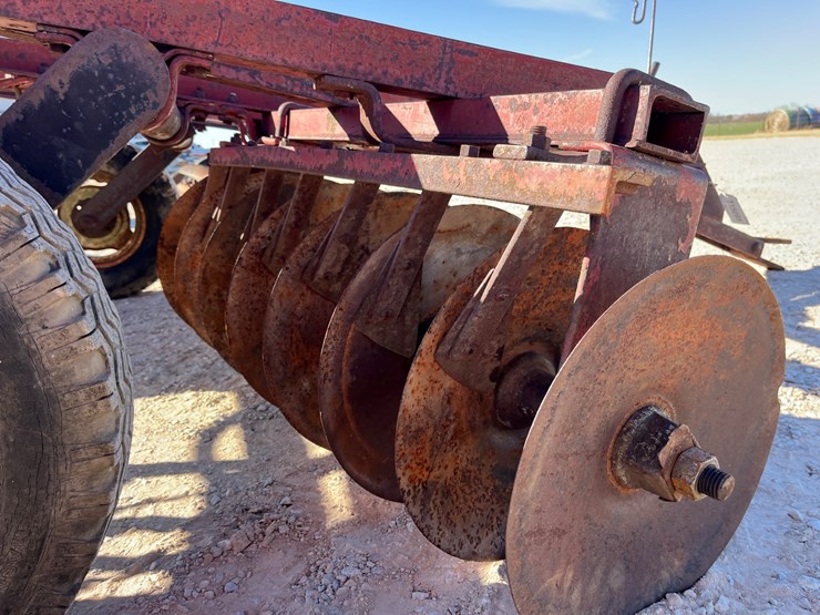 international-370-image-5