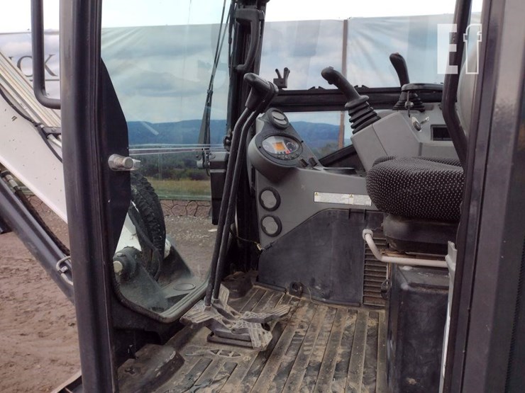 2021-bobcat-e35i-image-12