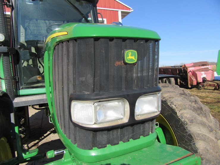 john-deere-7520-image-37