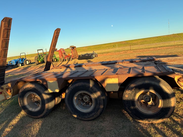 #t8232-•-1970-phelan-trailer-image-3