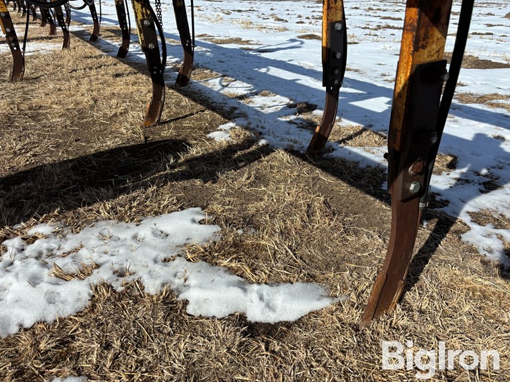 hamby-4x4-toolbar-nh3-chisel-image-17