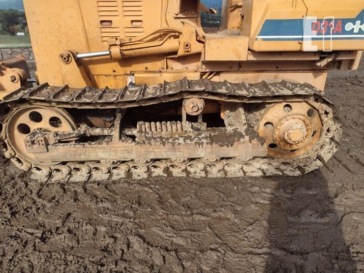 komatsu-d31a-17-image-18