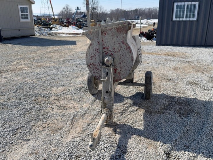 concrete-mixer-with-honda-motor-image-3