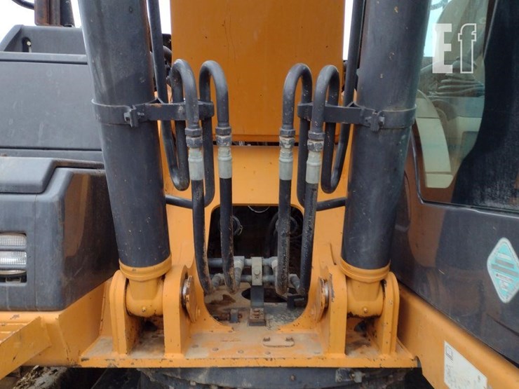 2017-case-cx210d-image-23