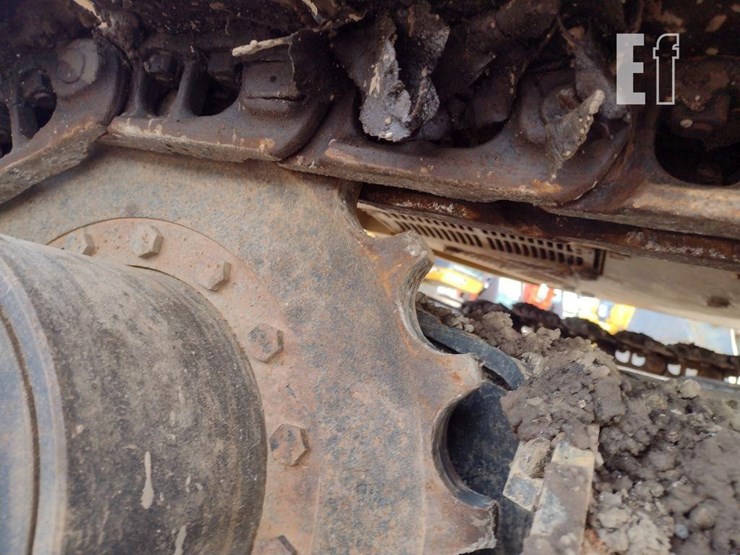 2018-caterpillar-307e2-image-38