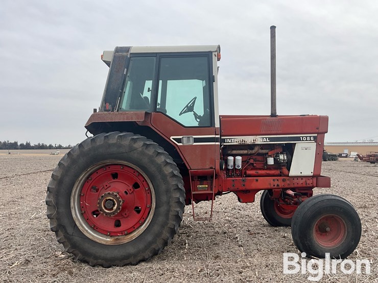 1977-international-1086-image-4