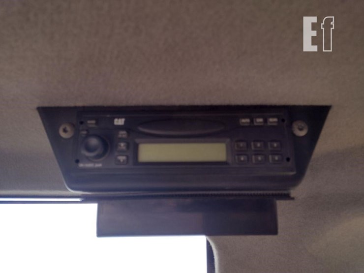 2006-caterpillar-930g-image-12