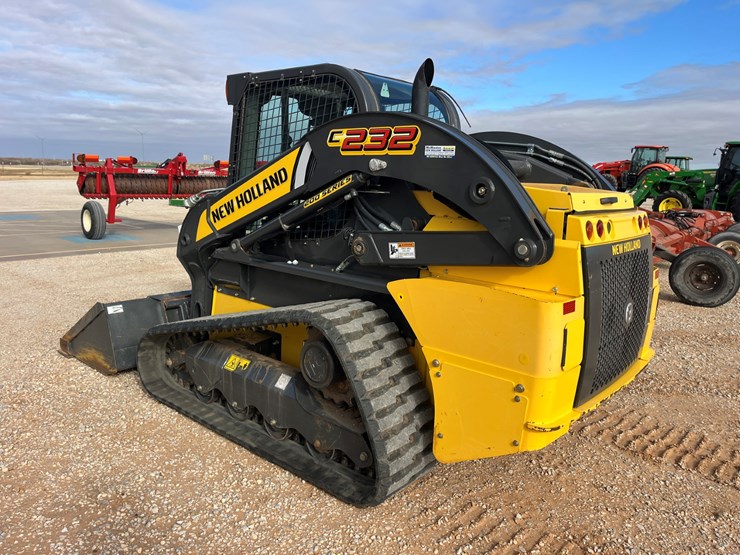 2016-new-holland-c232-image-11