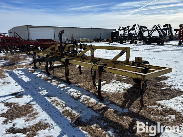 hamby-4x4-toolbar-nh3-chisel-image-5