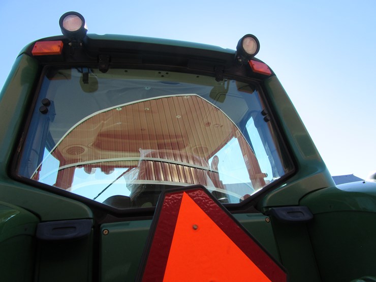 john-deere-7520-image-20