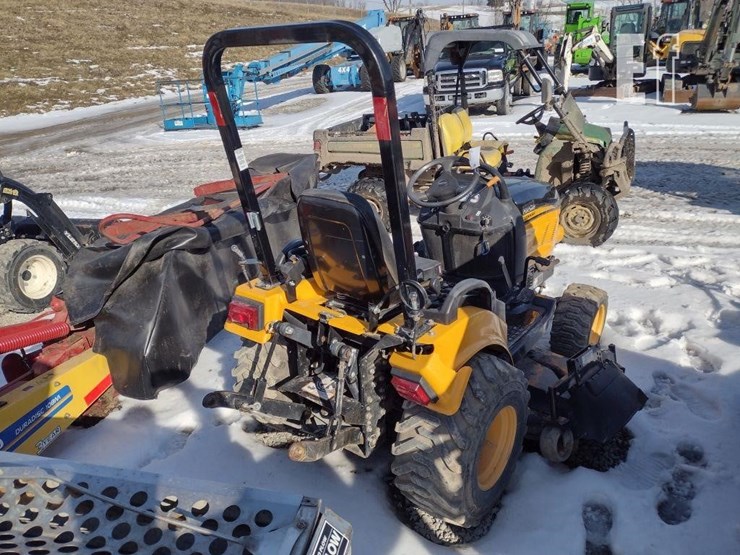 cub-cadet-c2400-tractor-4347-image-4