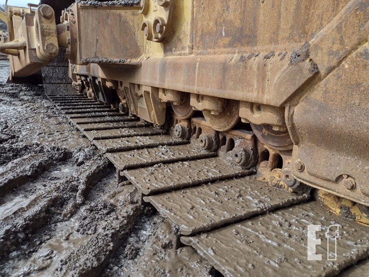 caterpillar-d6-image-22