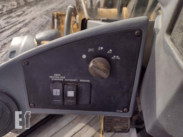 2006-caterpillar-930g-image-8