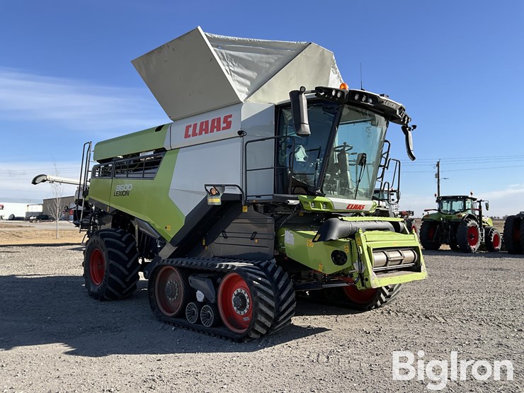 2022-claas-lexion-8600tt-image-3