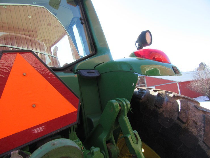 john-deere-7520-image-21