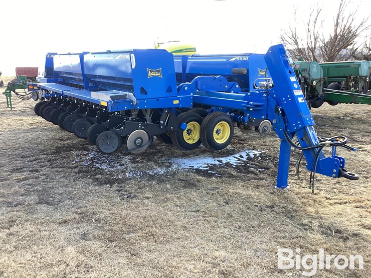 2012-landoll-5530-image-3