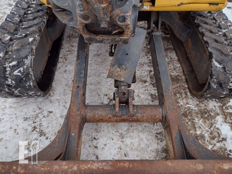 2016-deere-35g-image-20