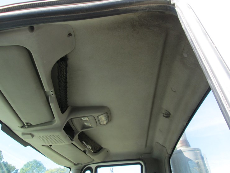 2012-international-prostar-image-27